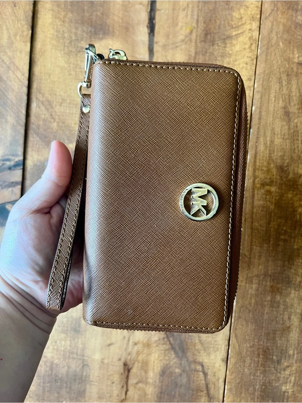 Michael Kors Fulton MG Leather Phone Case Wallet